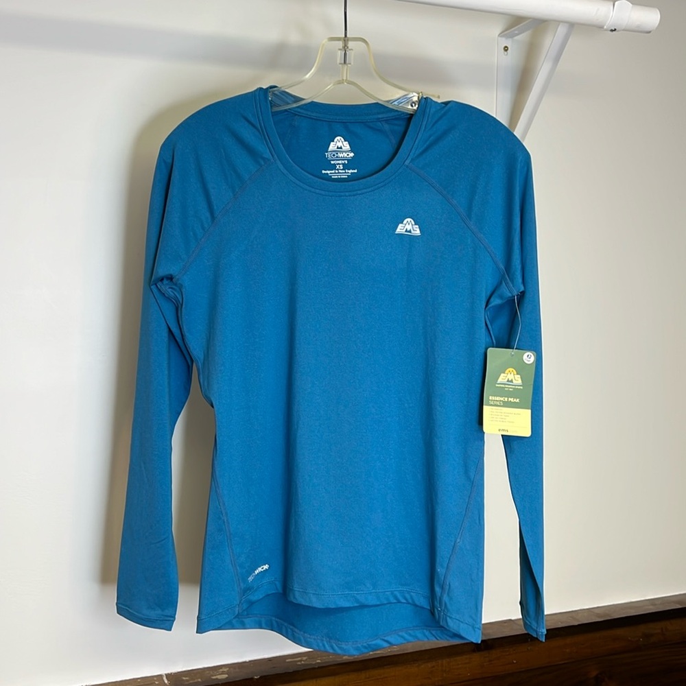 NWT EMS Blue Tech Wick Long Sleeve Top- XS